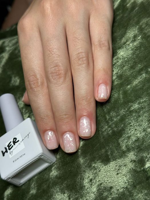 Unghii curate, elegante