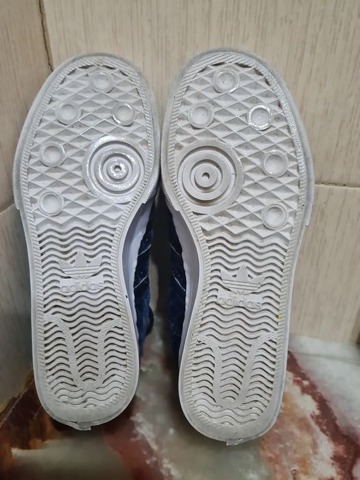 ADIDAS Оригинал  No 37,5/23,5 см