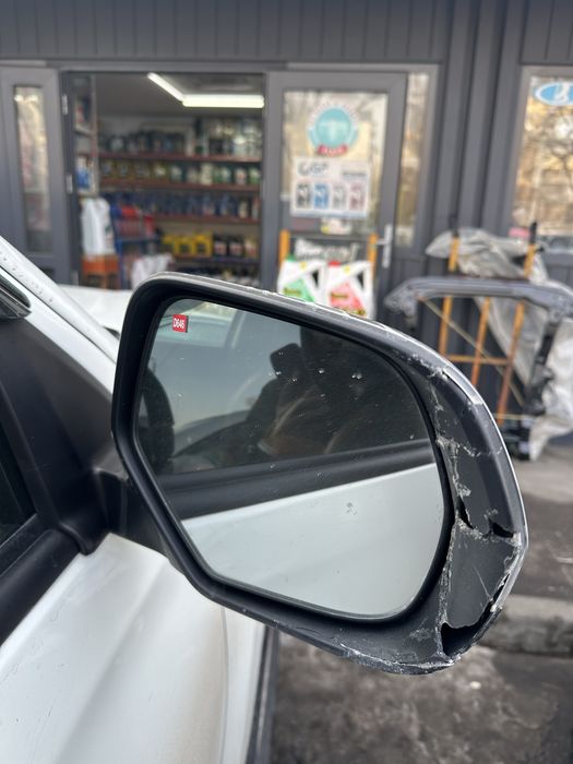 Зеркало Mitsubishi L200