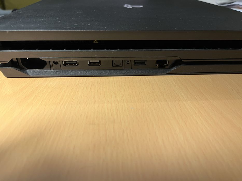 Sony PS4 Pro 1TB 4K HDR