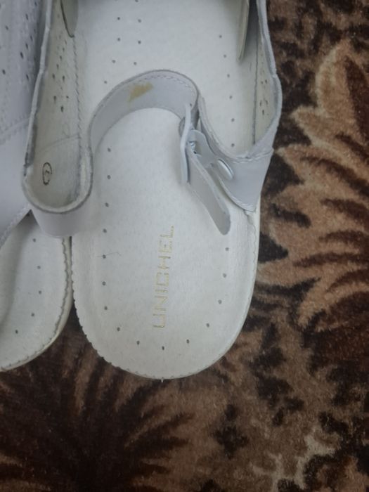 Босоножки unichel