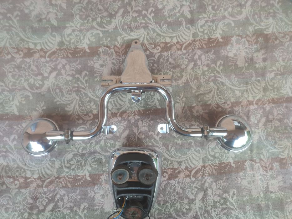 Комплект мигачи със стойката за номера и стоп за yamaha Drag,V-star