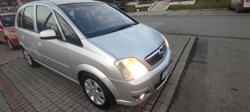 Опел Мерива 1.4б.