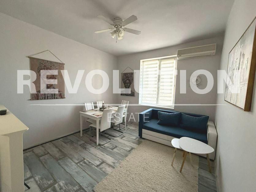 Дава се под наем Четиристаен апартамент в Варна, Чаталджа - 105 кв.м за 1097.01 € - Снимка #1