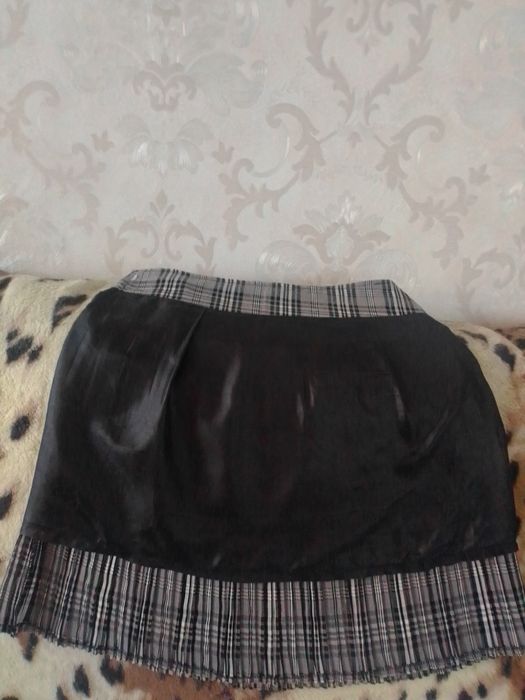 Продам шерстяную юбку