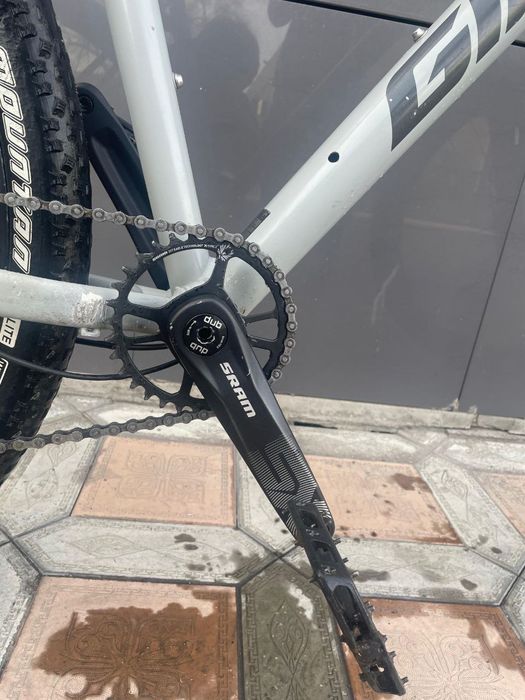 Продам велосипед giant talon 2