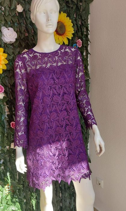 официална рокля от дантела