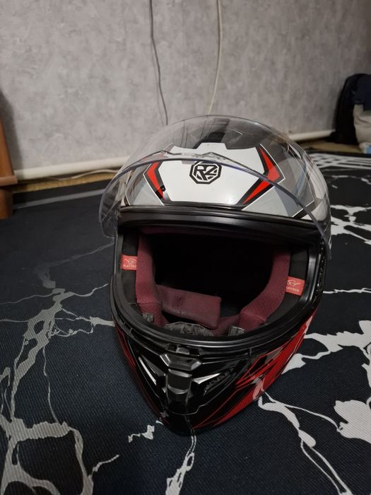 Продам шлем размер XL.