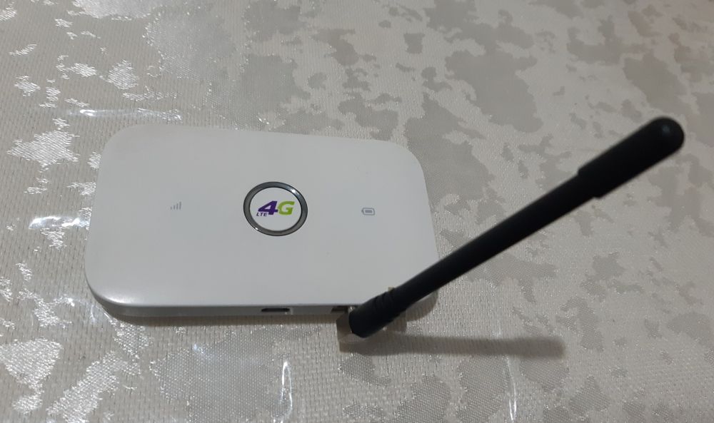 Huawei E5573s-320 Mobile Wifi 4G модем + антенна