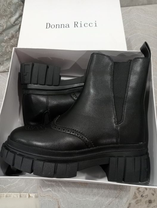 Продаю зимний ботинки