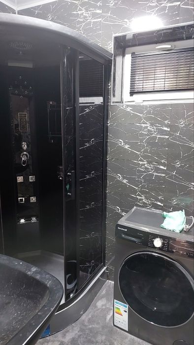 Uy tez sotiladi. Chirchiq sh 1 mkryn