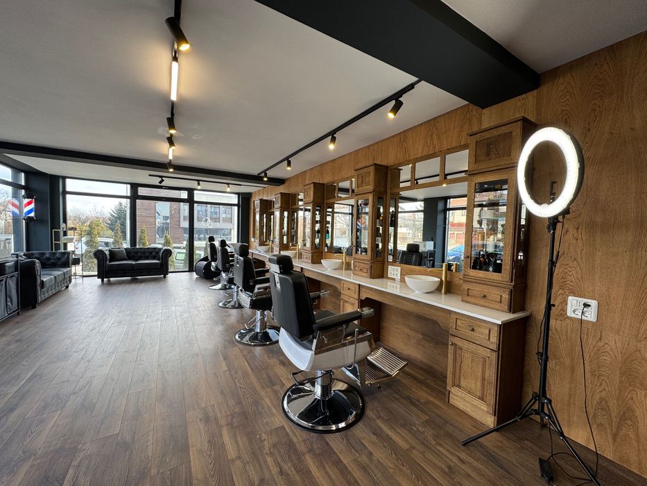 Ruben’s Barbershop cauta colegi frizeri/barbieri