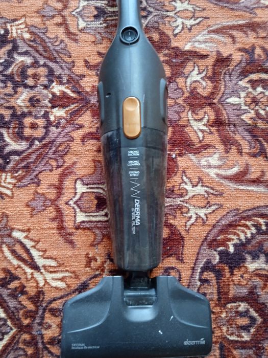 Продается в отличном состоянии пылесос