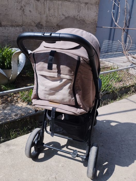 Детская коляска в отличном состоянии