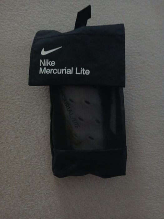 aparatori de fotbal nike