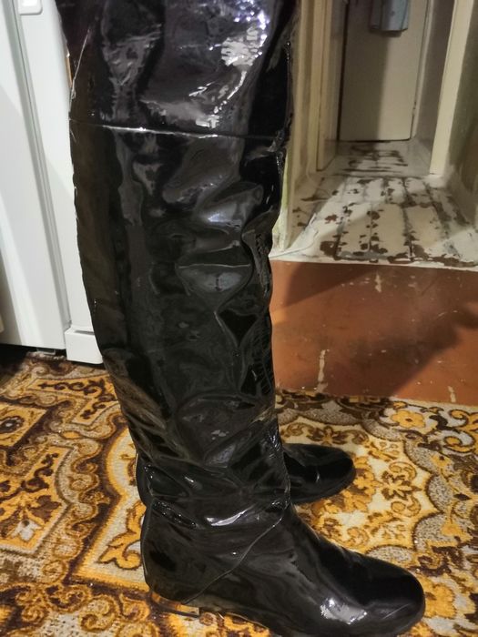 Срочно демесезонные сапожки.