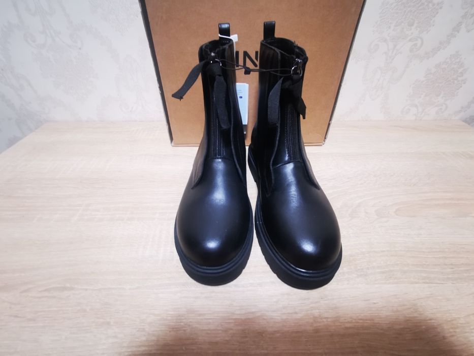 Botine Mango din piele,noi cu etichetă mărimea 38