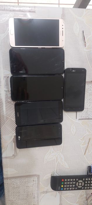 Vand telefoane functionale android ptr piese.