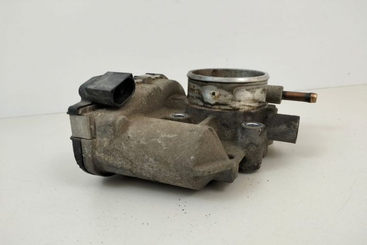 Clapeta acceleratie 24420536 Opel Corsa C (facelift)