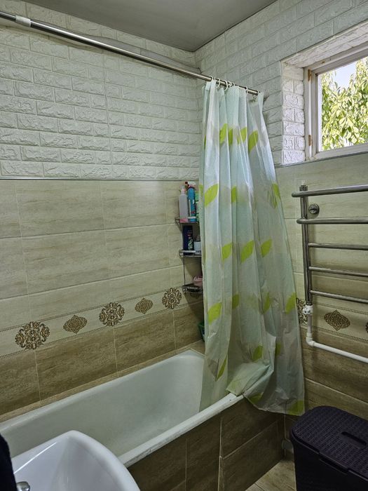 Uy sotiladi 2 xonali