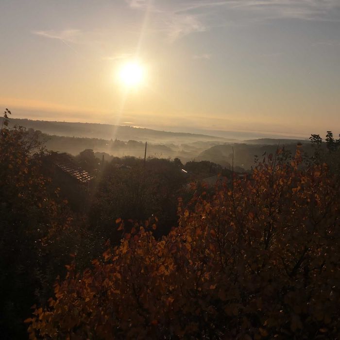 Продава се Къща в Варна, Окръжна болница - 181 кв.м за 938 €/кв.м - Снимка #2