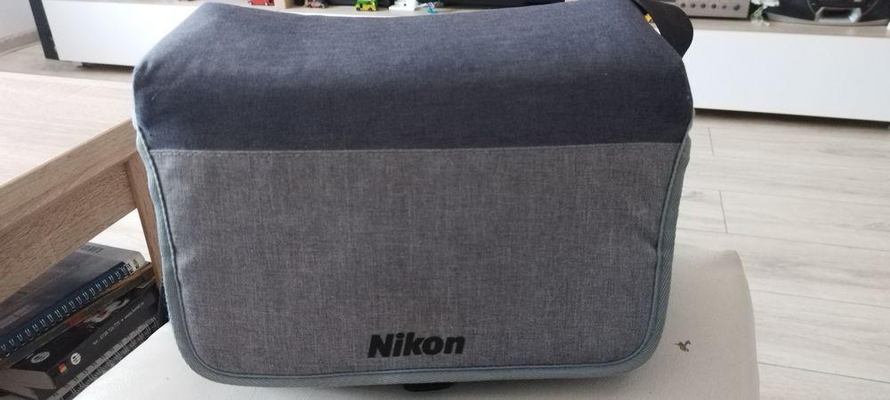 DSLR NIKON D-3100 - pachet complet