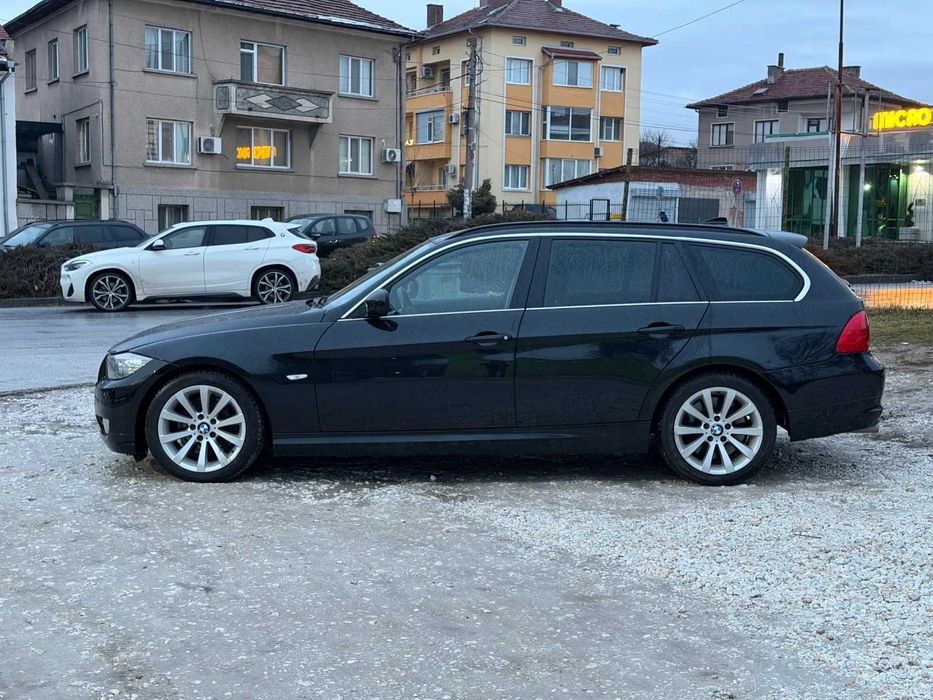 BMW 325 Face, Navy, 204