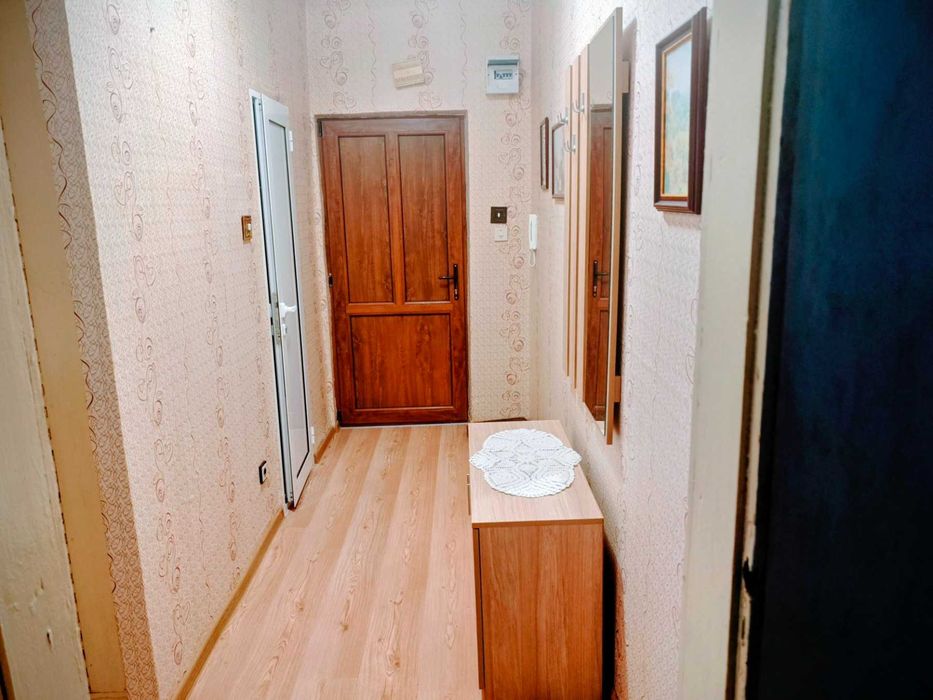 Продава се Тристаен апартамент в Каварна - 65 кв.м за 432 €/кв.м - Снимка #3