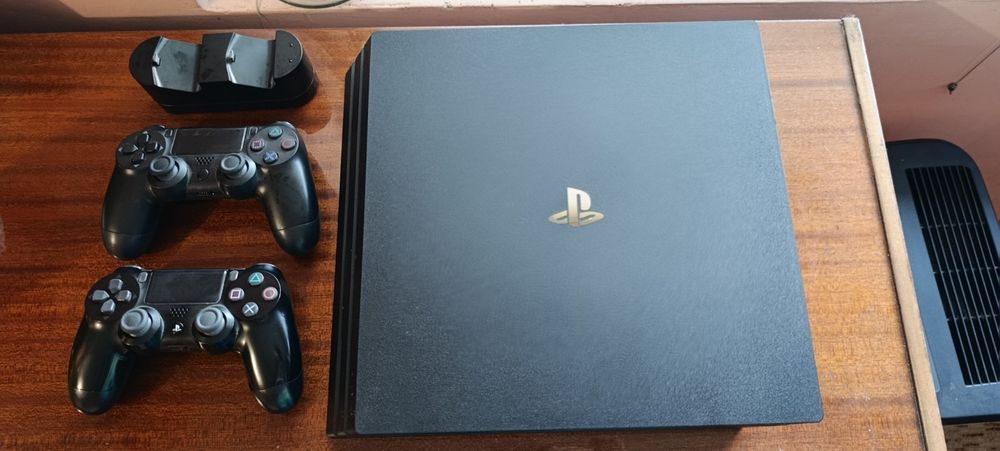 Play Station 4 Pro без гараншия