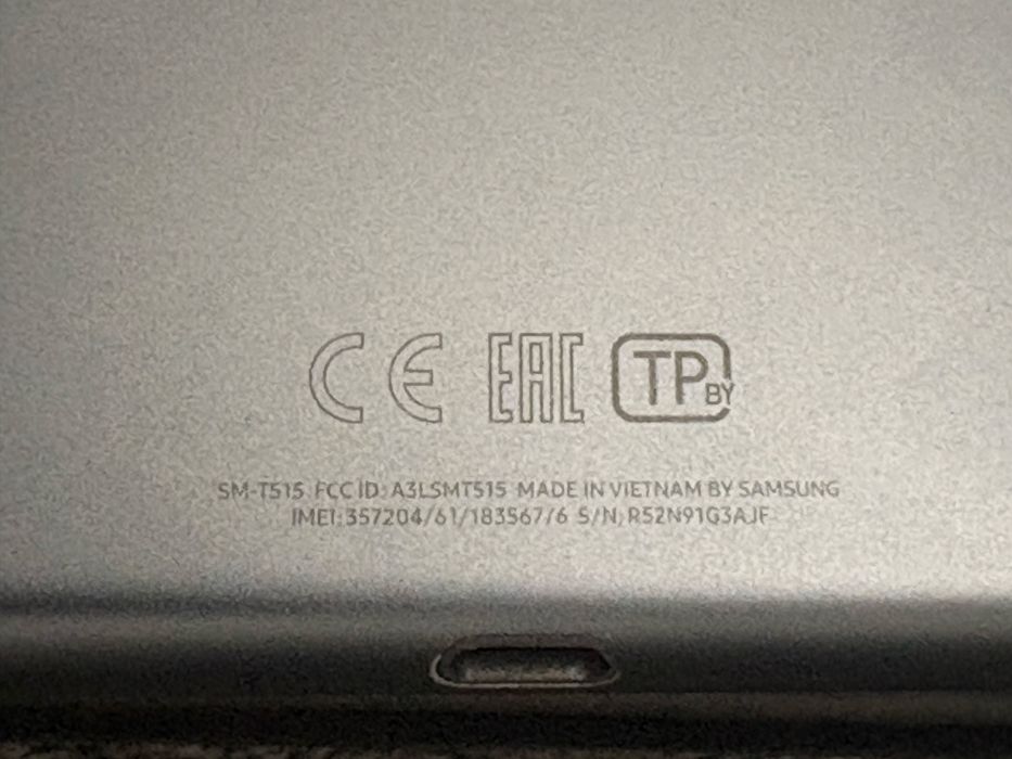 Планшет TAB A sm-t515