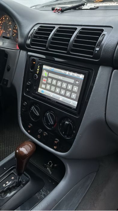 Продам Mersedes ML320