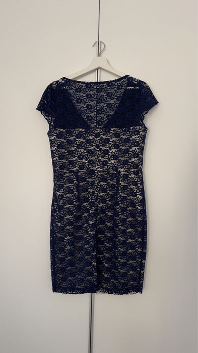 Rochie albastra medie