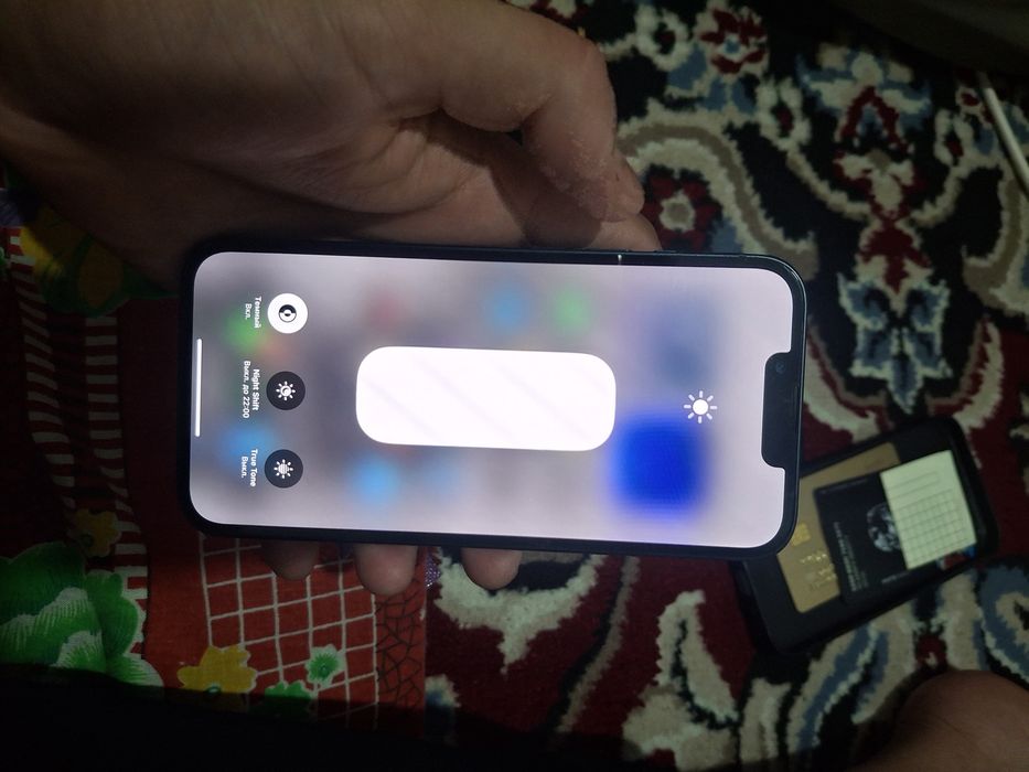 iPhone 13 срочна