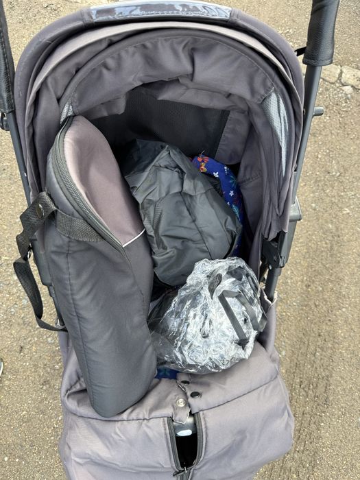 Продам прогулочную коляску