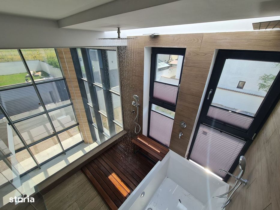 Vila deosebita, 7 camere, proiect finalizat langa padure