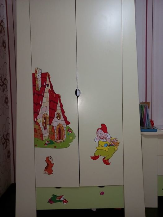 Продается детский спальный гарнитур