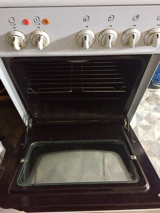 Печка с фурна с метални нагреватели