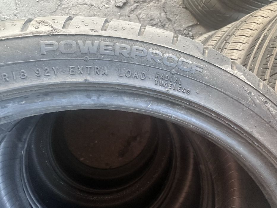 2 броя летни гуми Nokian 225/40/18 dot4821 6.5мм грайфер