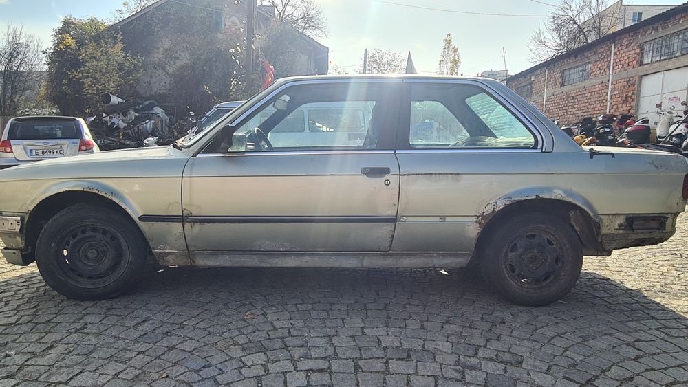 Bmw e30 купе двоен стоп