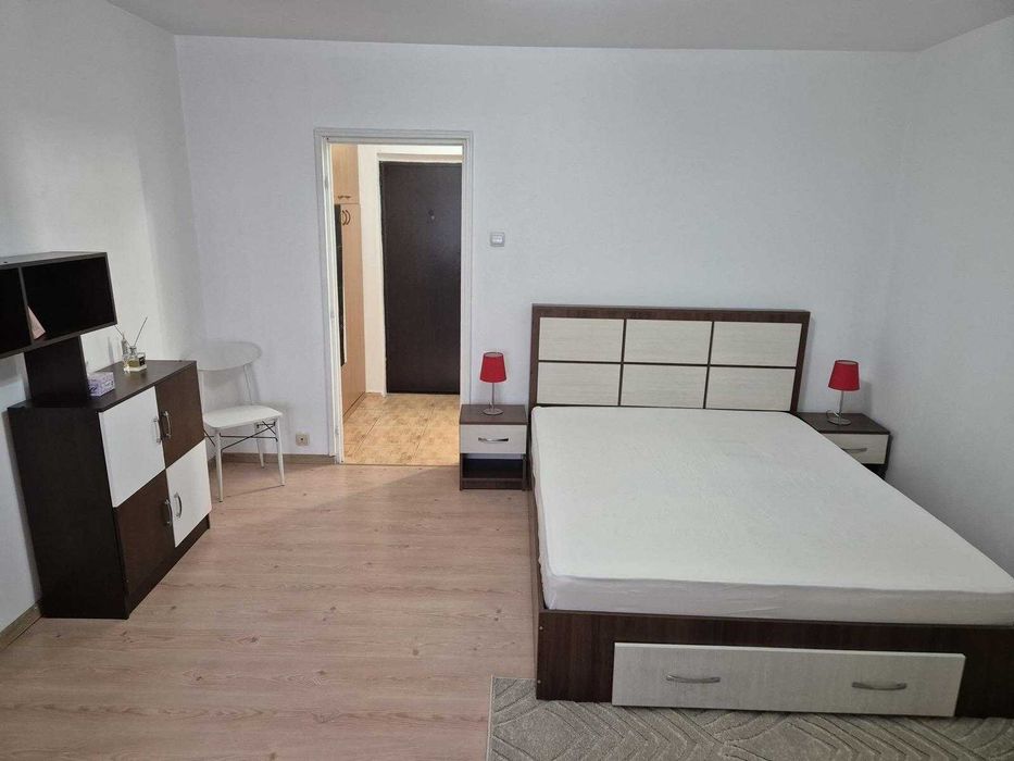 Proprietar închiriez garsonieră – Metrou Dristor 2, etaj 8/10