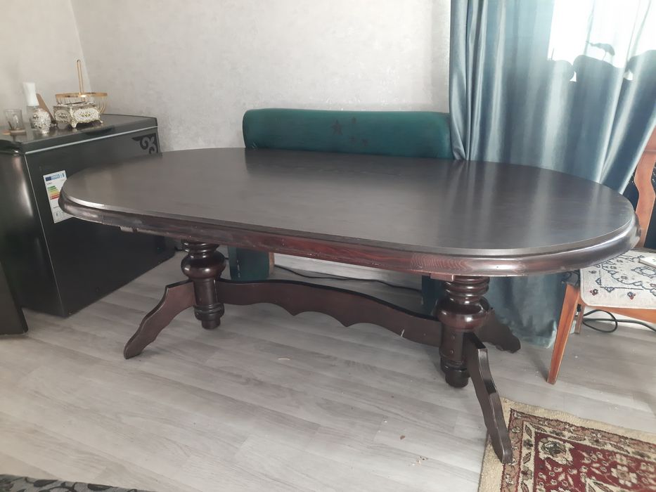 Продам стол 2 метра