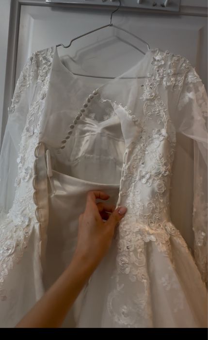 Свадебное платье