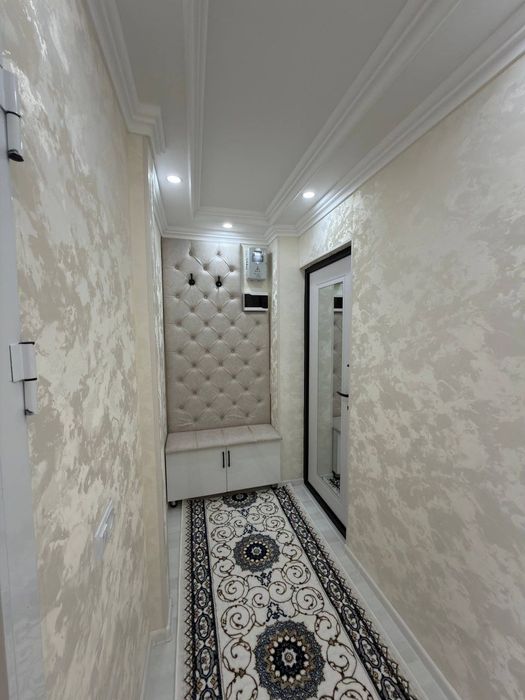 Продаётся люкс 2х комнатная квартира на 3-этажей Адрес Вокзал УзГазоил