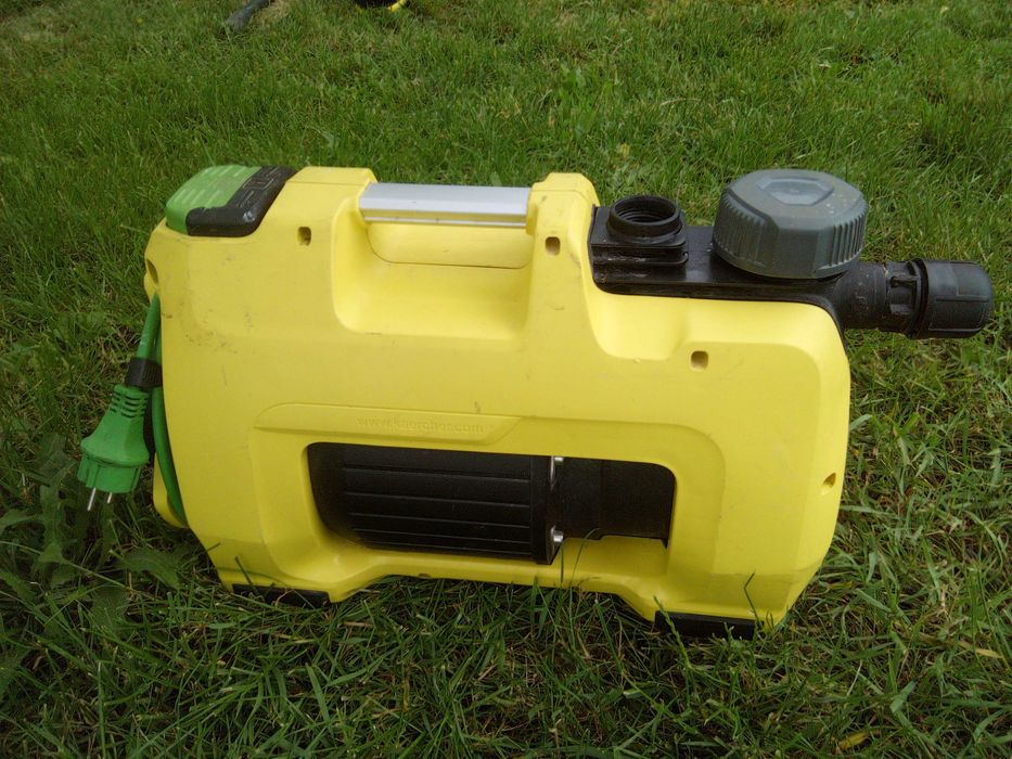 Pompa de apa Karcher - udat , irigat gradina