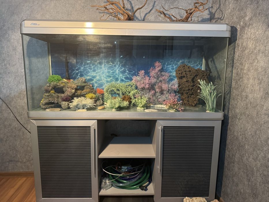 Продам аквариум премиум бренда