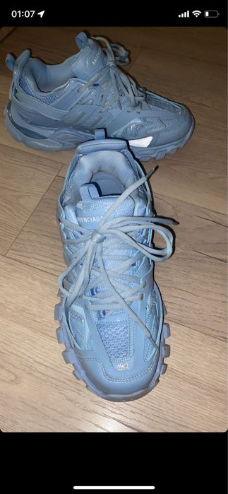 balenciaga track baby blue