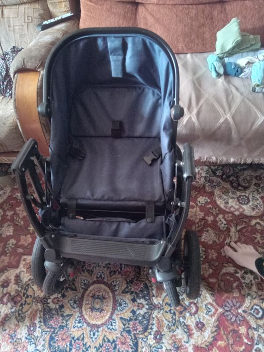 Коляска детская с рождения
