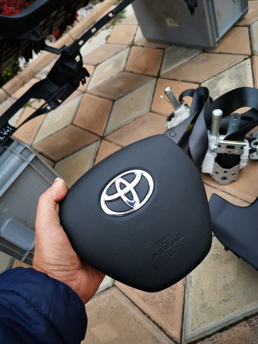 Kit airbag plansa bord centuri Toyota auris
