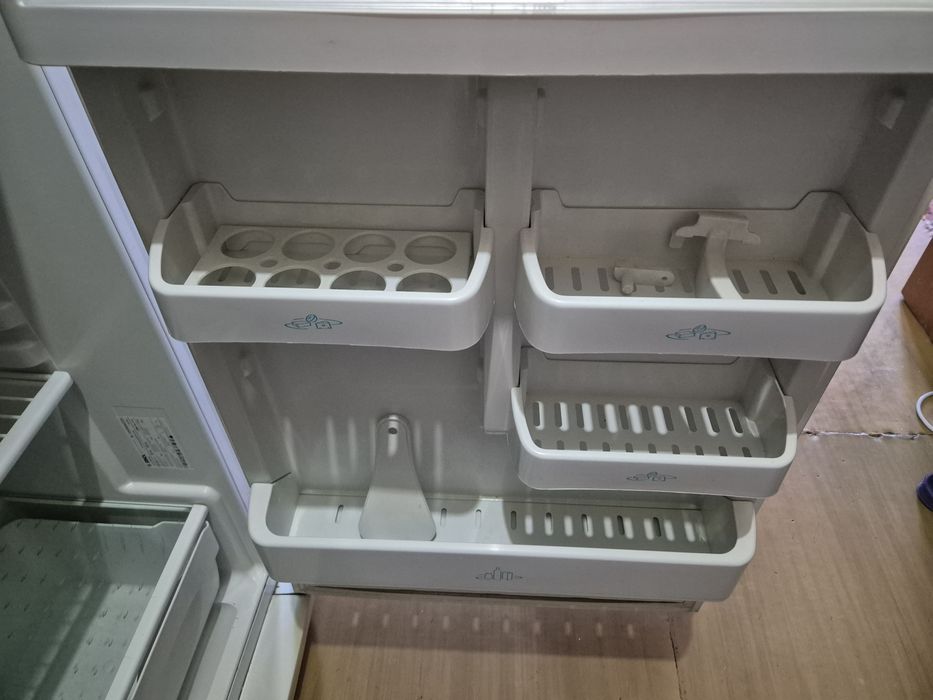 Холодильник STINOL