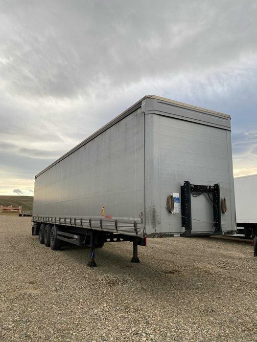 Inchiriez semiremorca prelata 600E